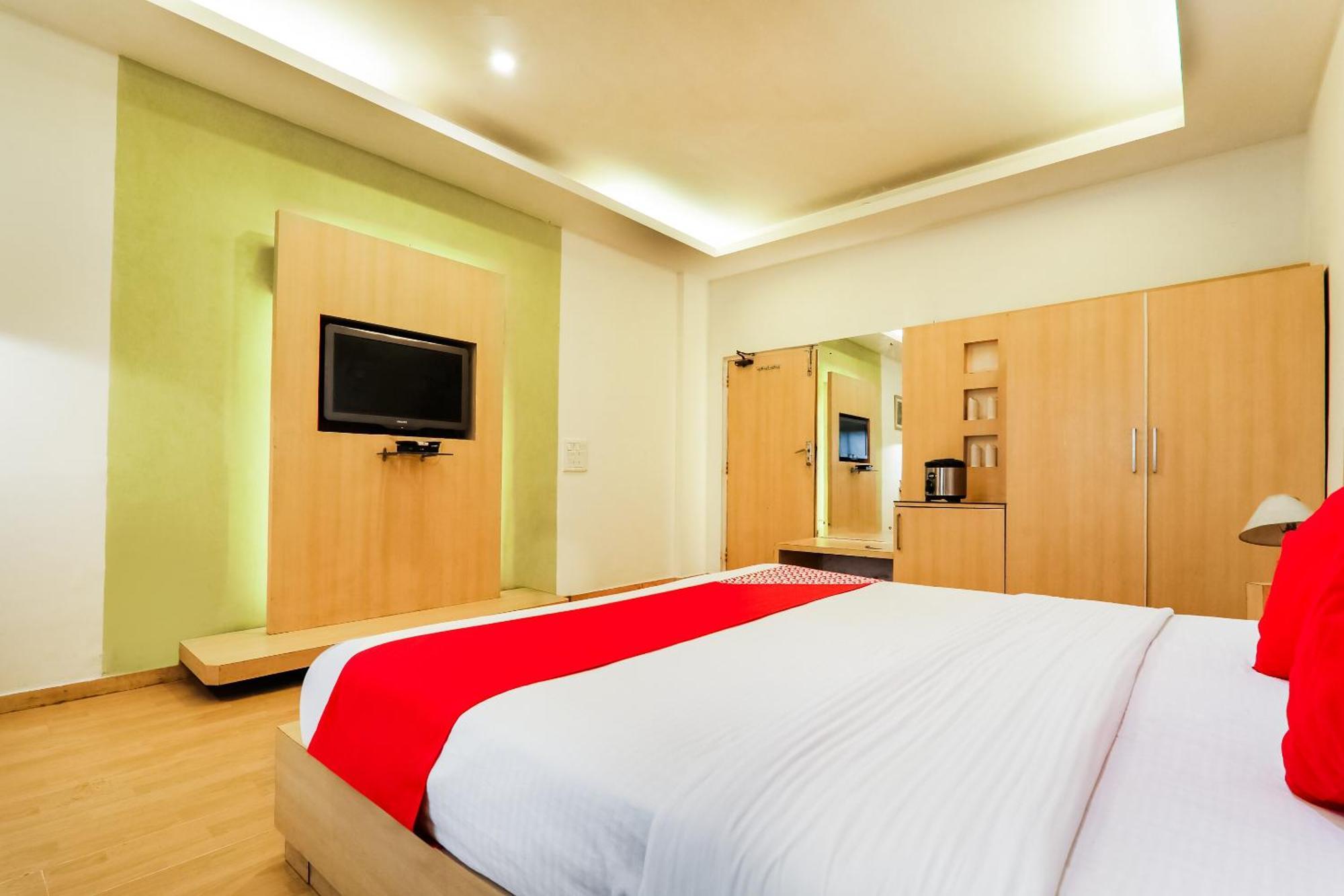 Hotel Sita Kiran Барели Экстерьер фото
