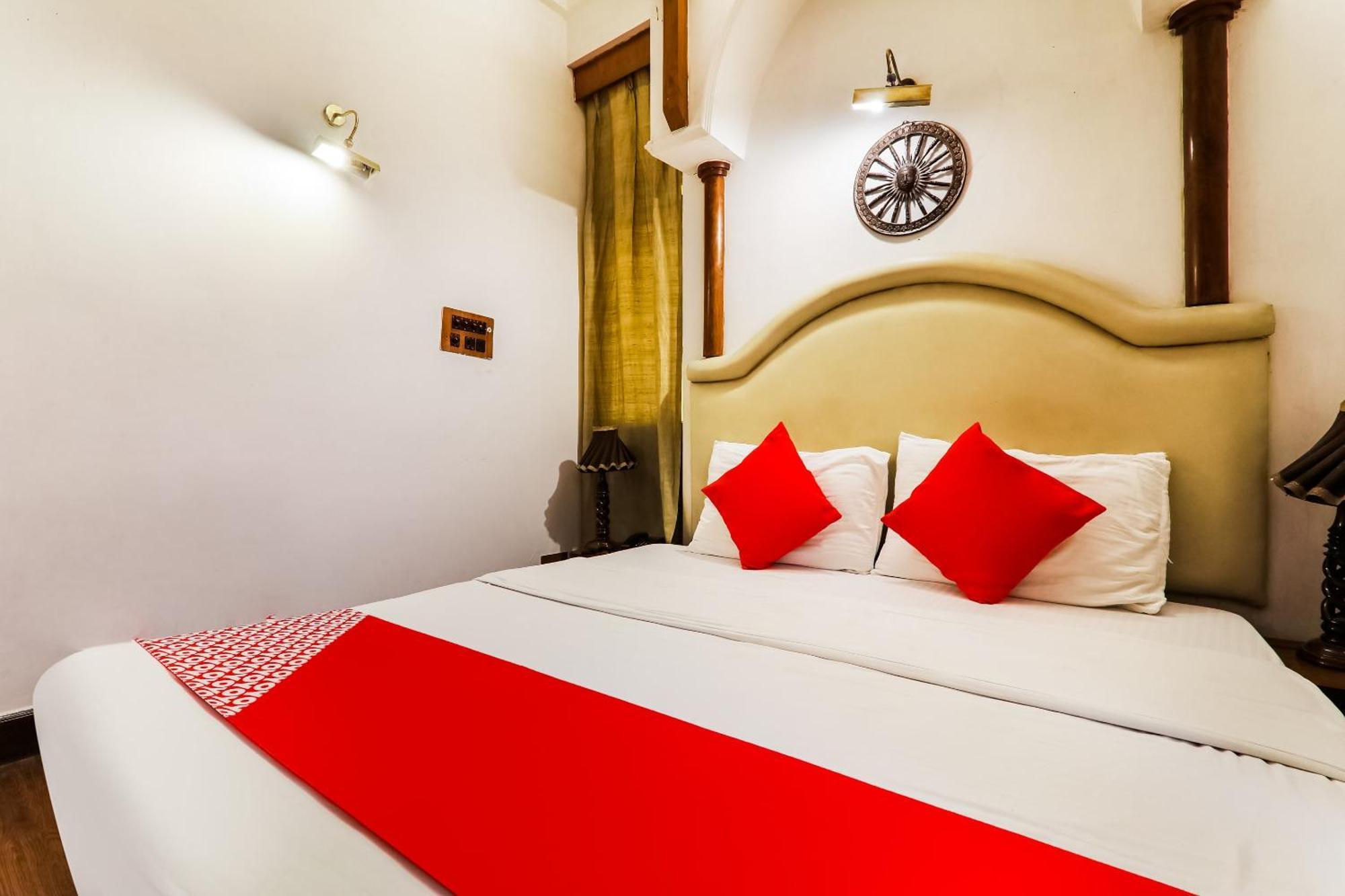 Hotel Sita Kiran Барели Экстерьер фото