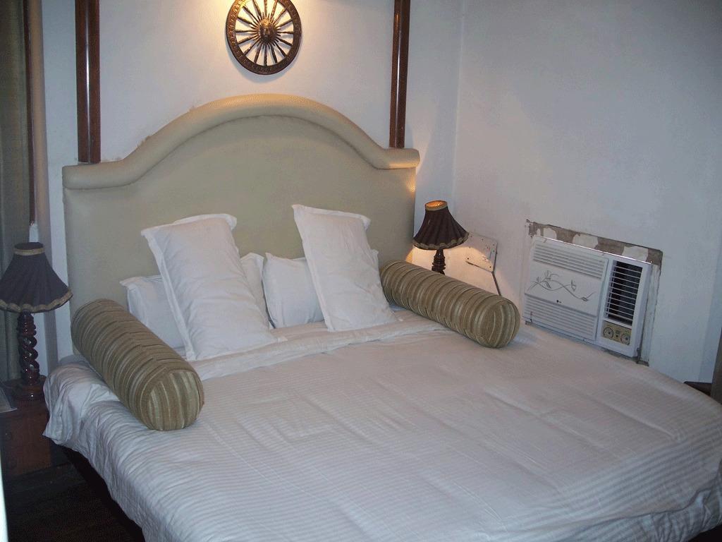 Hotel Sita Kiran Барели Экстерьер фото